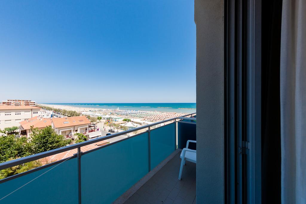 Hotel Sayonara Senigallia Pokoj fotografie