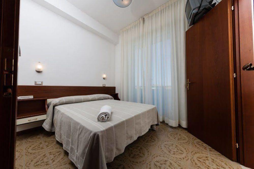 Hotel Sayonara Senigallia Exteriér fotografie